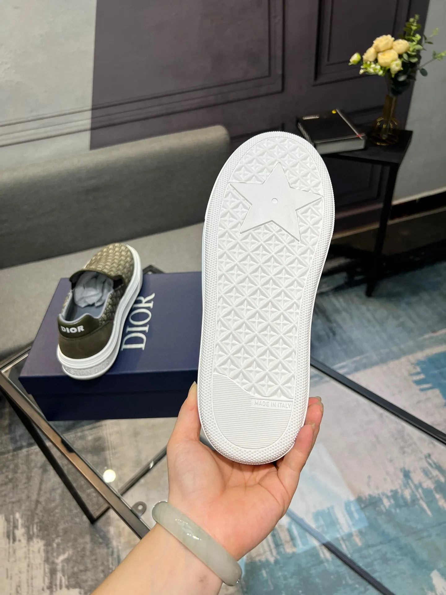 Men's shoes 💰380 The latest DiOr shipment, using imported top-grade jacquard fabric with cowhide design 👍 Breathable mesh lining, comfortable to wear, lightweight, original last mold, official website 1:1, private mold outsole, non-slip, color, multiple colors available, code number 38 to 44 (45 can be ordered)